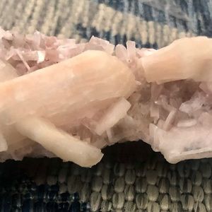 Large, stunning Stilabite&Apophyllite Hunk of 💞vibes here❣️